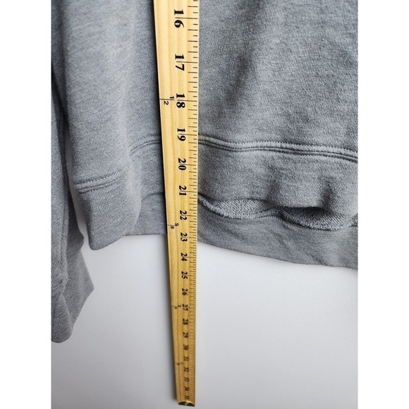 Fabletics Cute AF drop shoulder sweatshirt gray camo print sz L crop no mat tag - Picture 5 of 6